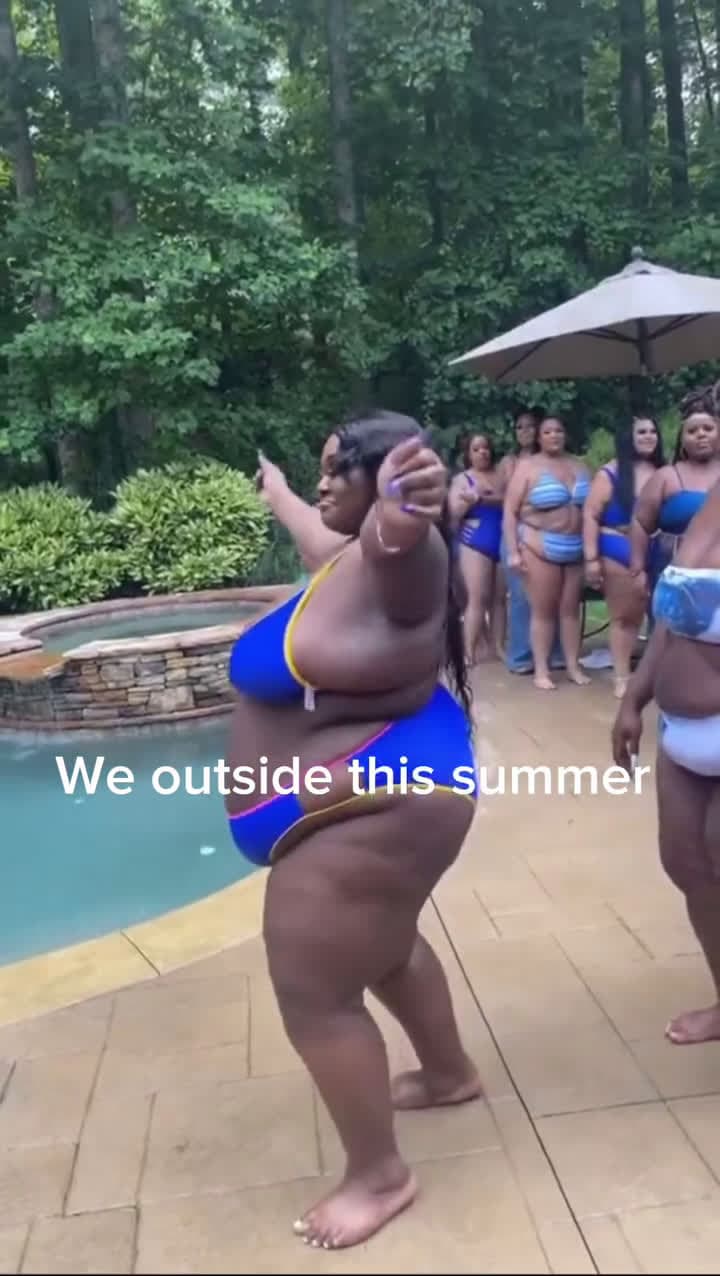 cover for Plus sized confident girls 😍
