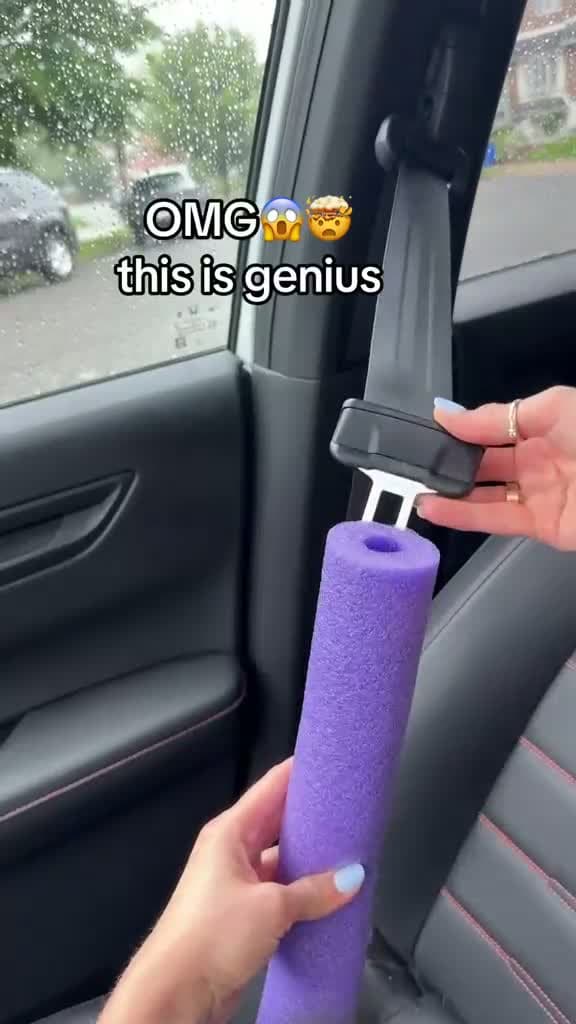 cover for «you definitely didn't know about it #carhacks #carhack #cartips #lifehack #hack #hacksandtips » от автора KatSi_АdviceMom🫧 с композицией «APT.» (исполнитель ROSÉ & Bruno Mars)