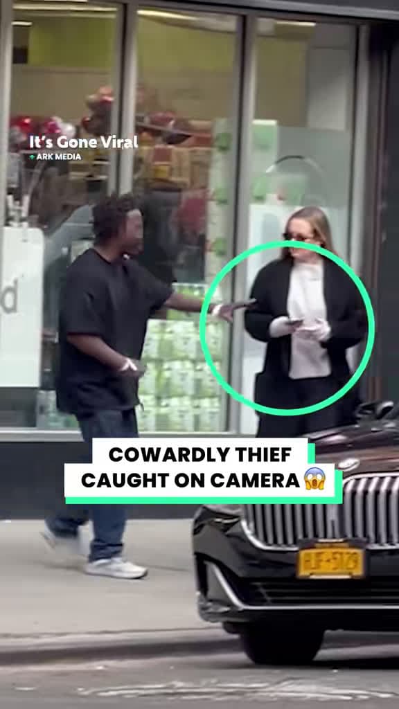 cover for Thief caught red-handed in broad daylight—robbery in New York City 😱 #NewYorkCity #CaughtRedHanded #Robbery #ViralVideo