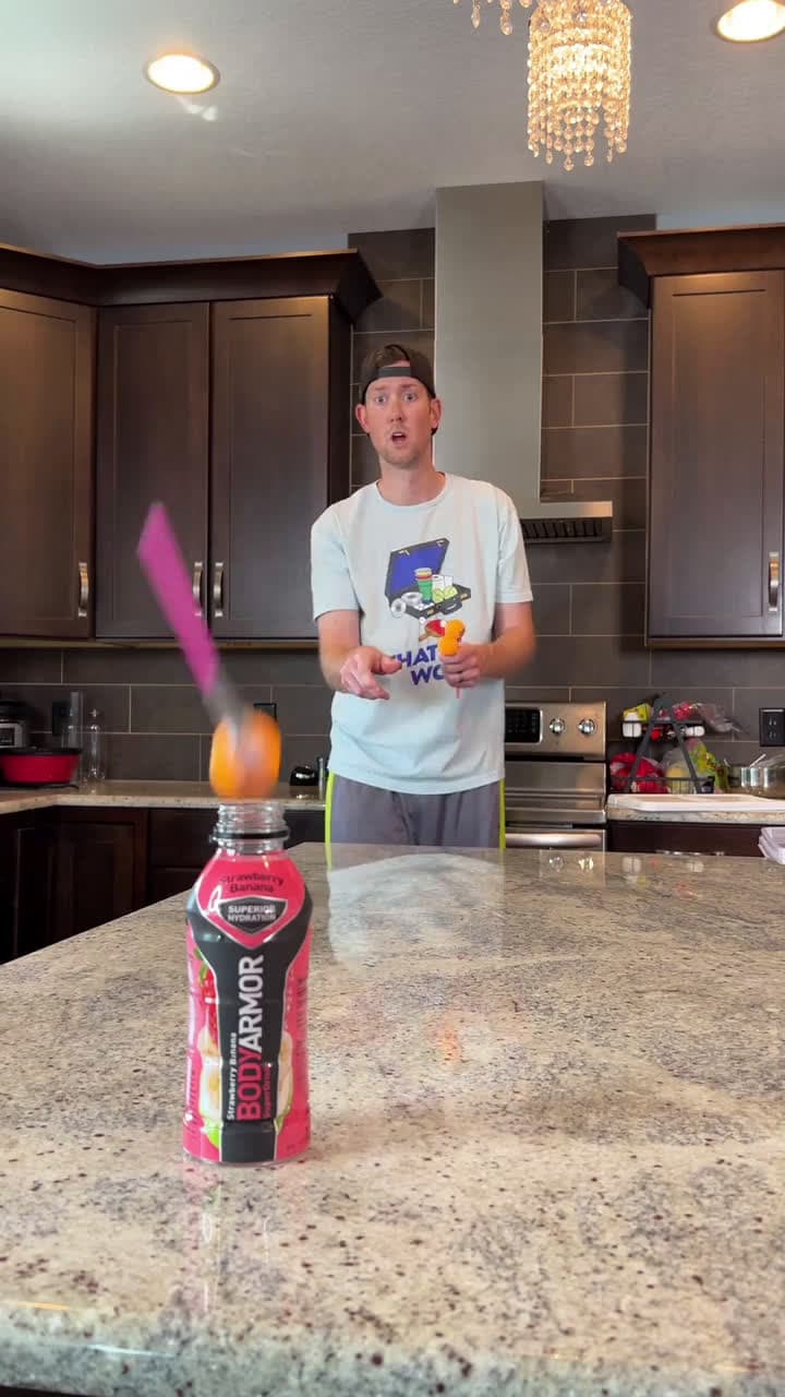 cover for drinkbodyarmor is even more SATISFYING than this trickshot