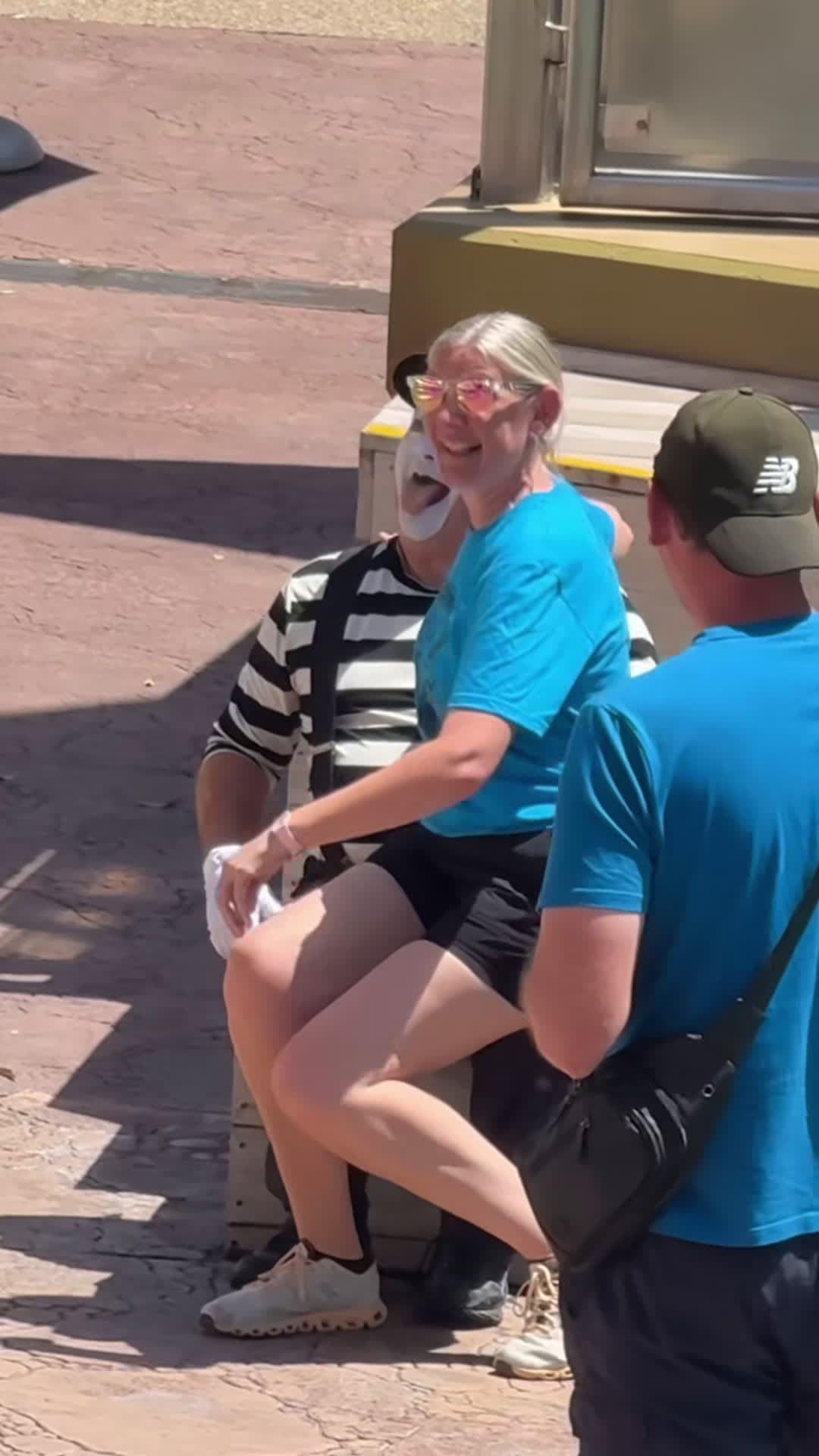 cover for Amazing moment Tom the mime SeaWorld #seaworldmime #funny #comedy #viralvideo #viral #seaworldorlando #tomthemime #seaworld #viral #viralvideos