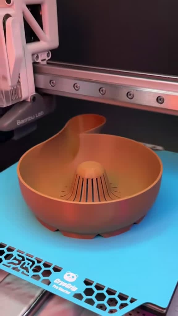 cover for Automatic 3D Printed Fruit & Veggie Washer in Action! Just place under the tap and watch your berries spin clean 🍓🌀 #3DPrinting #KitchenHack #LifeHack