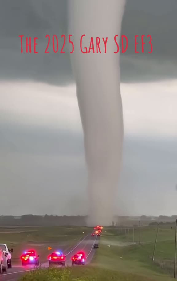 cover for Intercept train as nearly a dozen storm chasers close in on Gary, SD EF3 tornado 🌪️ #tornado #southdakota #stormchaser #intercept