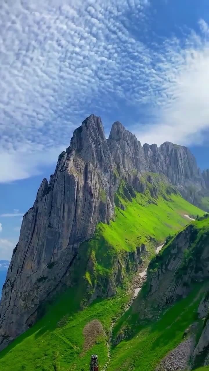 cover for Absolutely stunning scenery! #BeautifulView #NatureLovers 🌄
