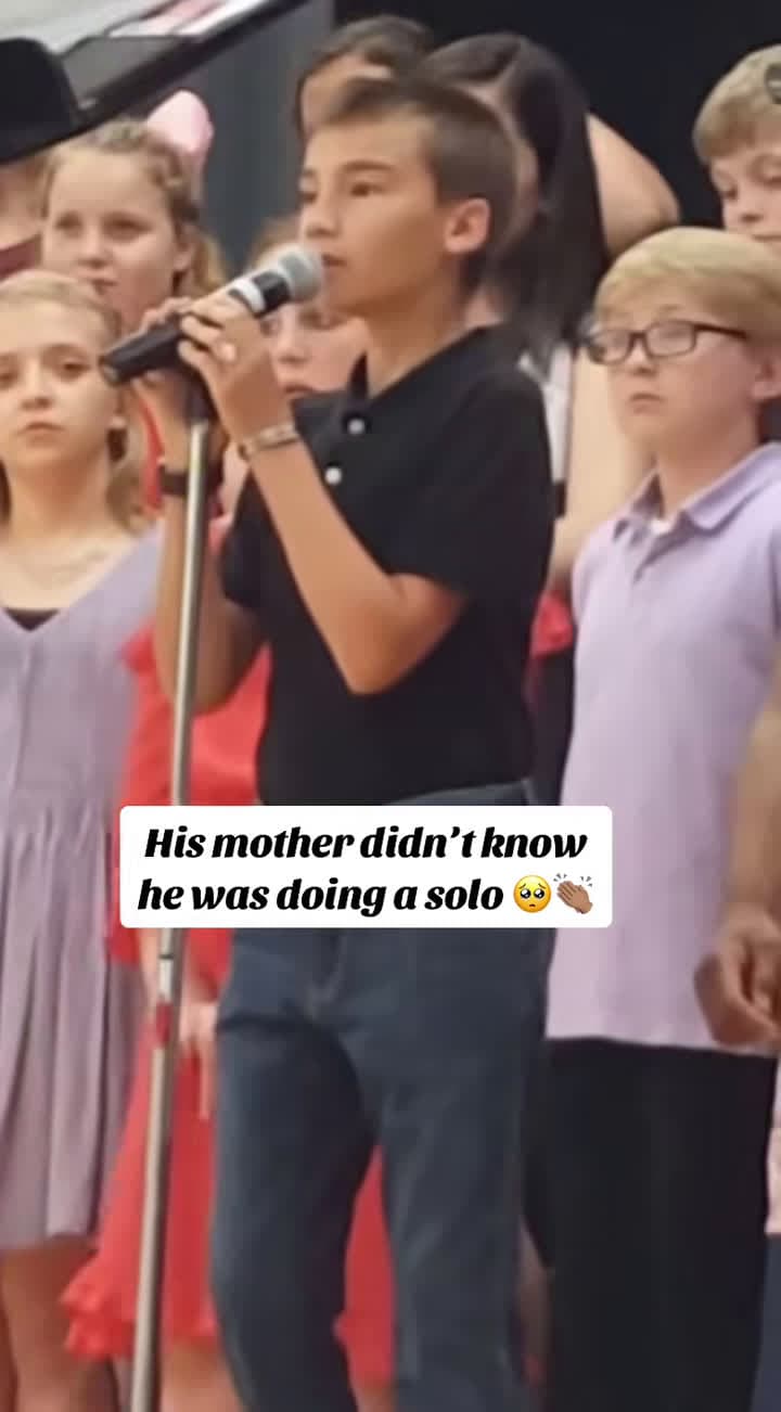 cover for His mother didnt know he was doing a solo 🥺👏🏽 #singing #live #fyp #performance