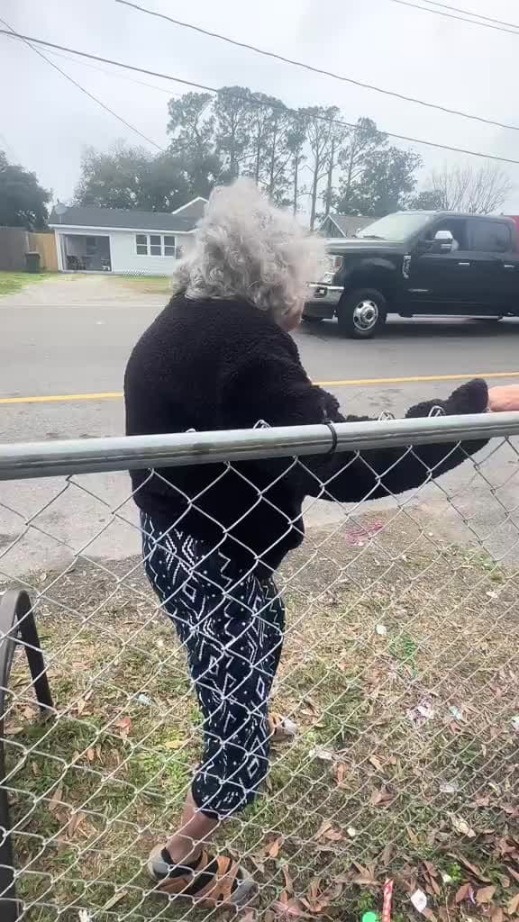 cover for Grandma Is Feeling Tooo Good!!