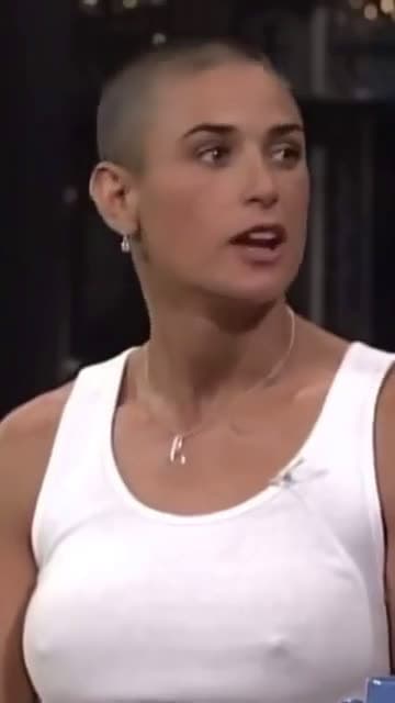 cover for Demi Moore nails one-armed push-ups on Letterman while filming G.I. Jane in 1996 — pure dedication 💪🔥 #DemiMoore #GIJane #Letterman #90sFitness