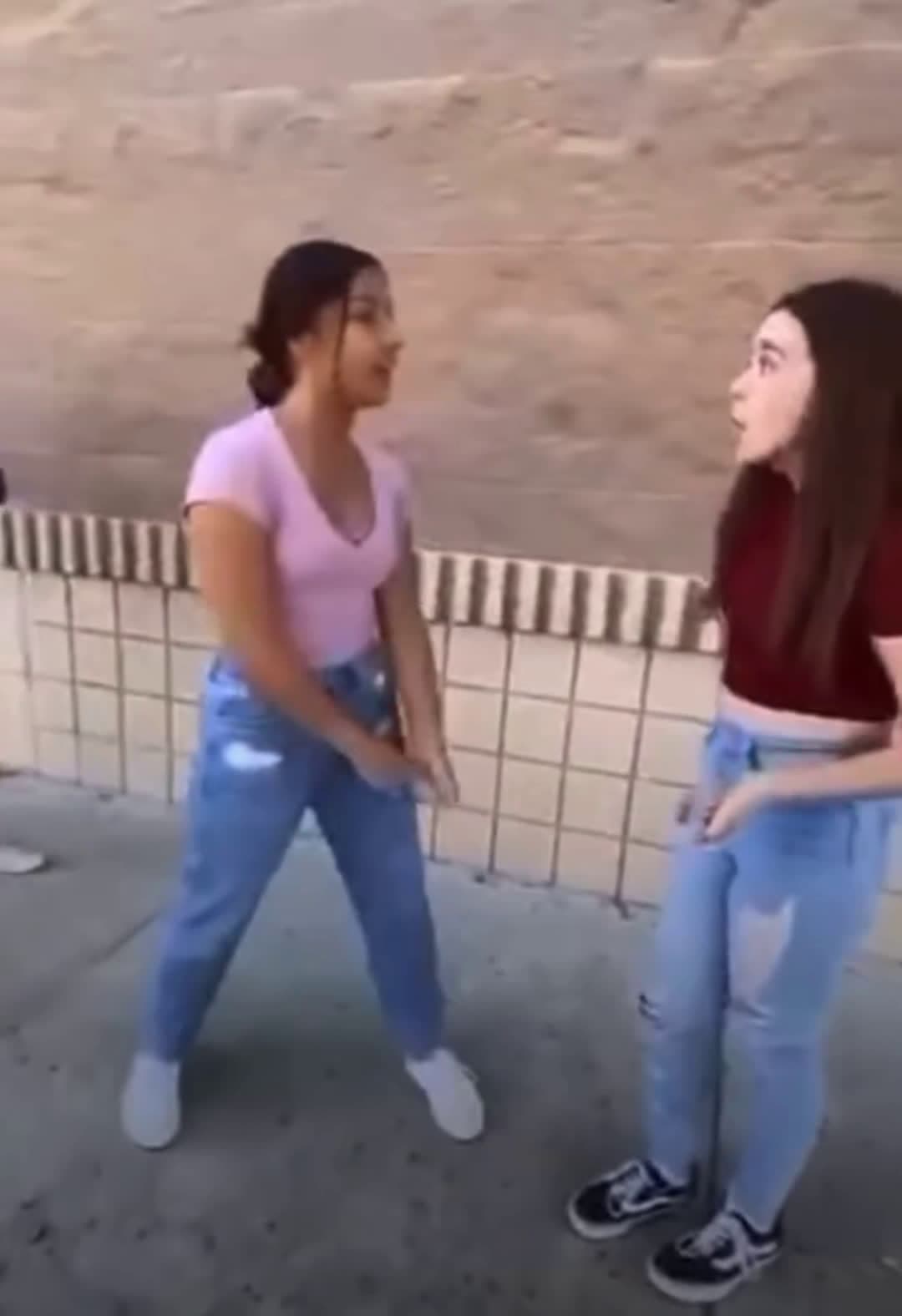 cover for #fight #fightcam  #publicfreakout  #fyp #trending ouch😳