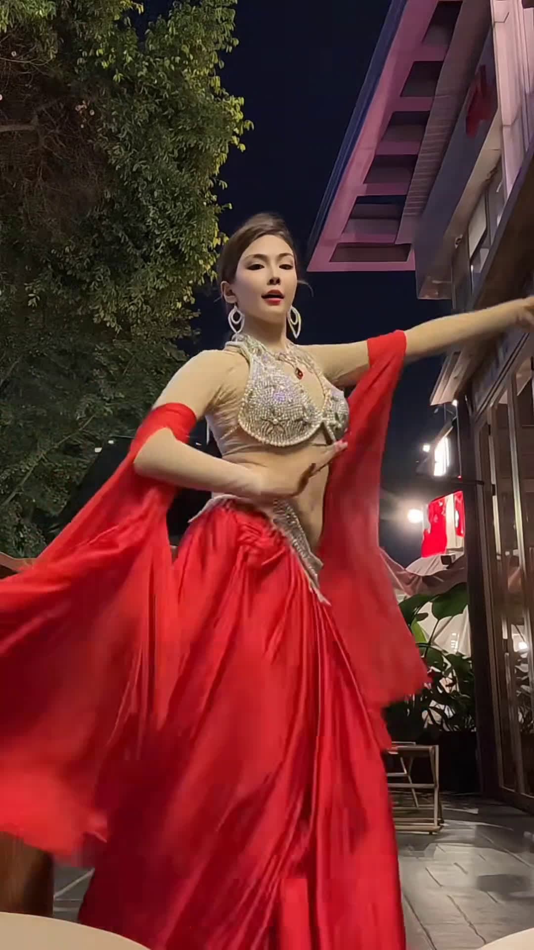 cover for #UnpopularOpinion #dance  #usa  #baile  #bellydance  #foryou  #fyp  #scoopz 