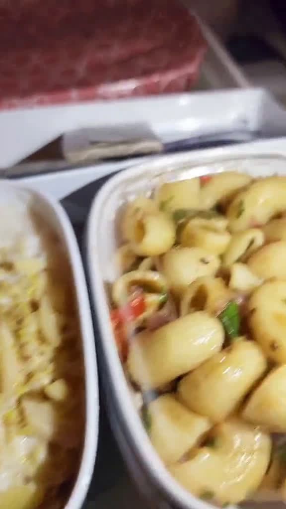 cover for pasta beef rice plane emirates flight food haseebee oyehoyehoye airline Vlog mini 25350 #ilovescoopz