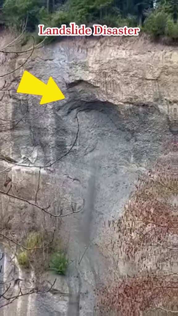 cover for Moment before the landslide: nature's raw power on full display in a split second ⚠️ #landslide #naturepower #naturaldisaster #momentbeforedisaster #unitedkingdom