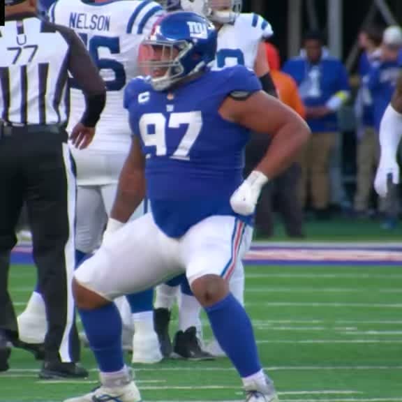 cover for Dexter Lawrence II looking unstoppable! 🏈🔥 #DexterLawrence #Giants #NFL