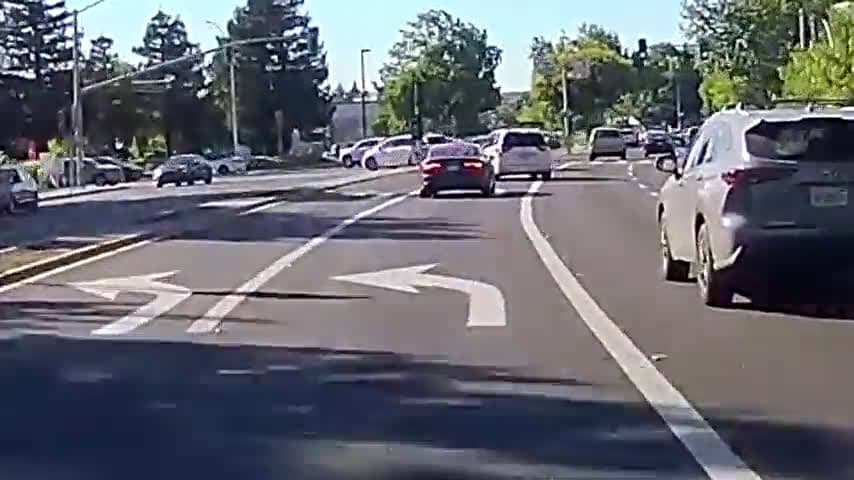 cover for Caught on camera: Red light runner causes chaos! 🚦😱 #TrafficFails #RedLightRunner