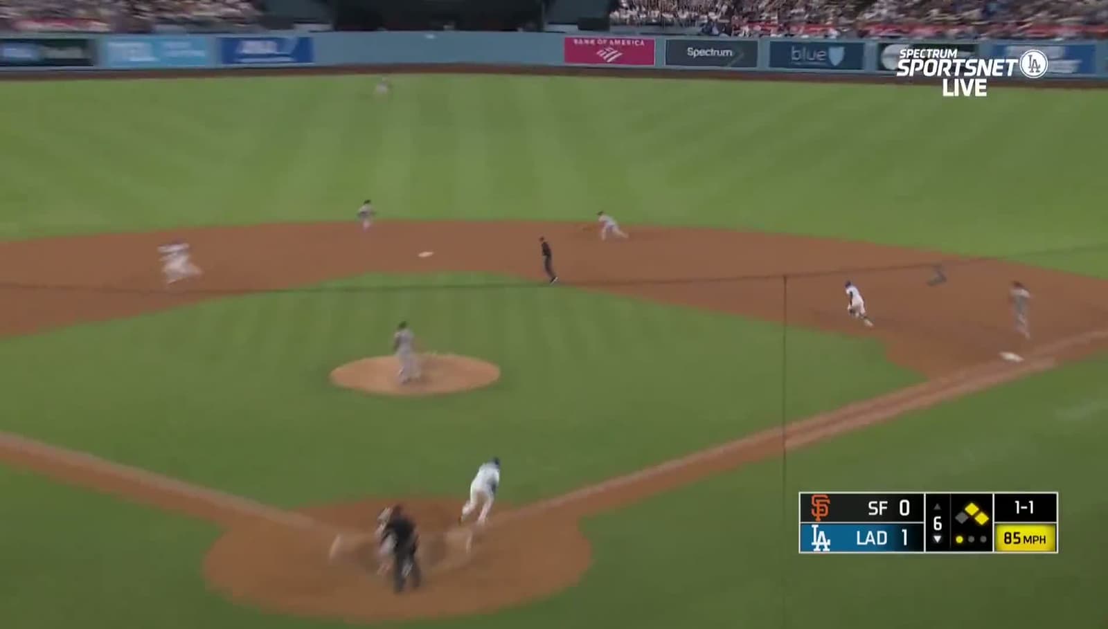 cover for Freddie Freeman’s clutch RBI single seals the win! ⚾🔥 #MLB #FreddieFreeman #WalkOff #BaseballHighlights