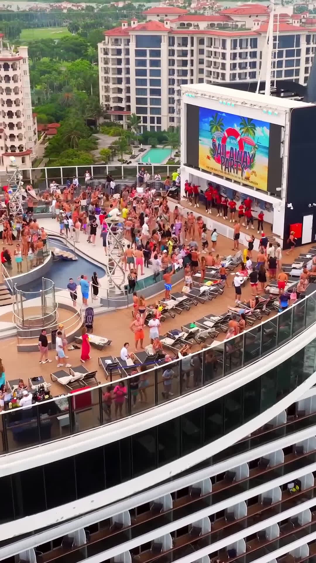 cover for Living the cruise life! 🚢