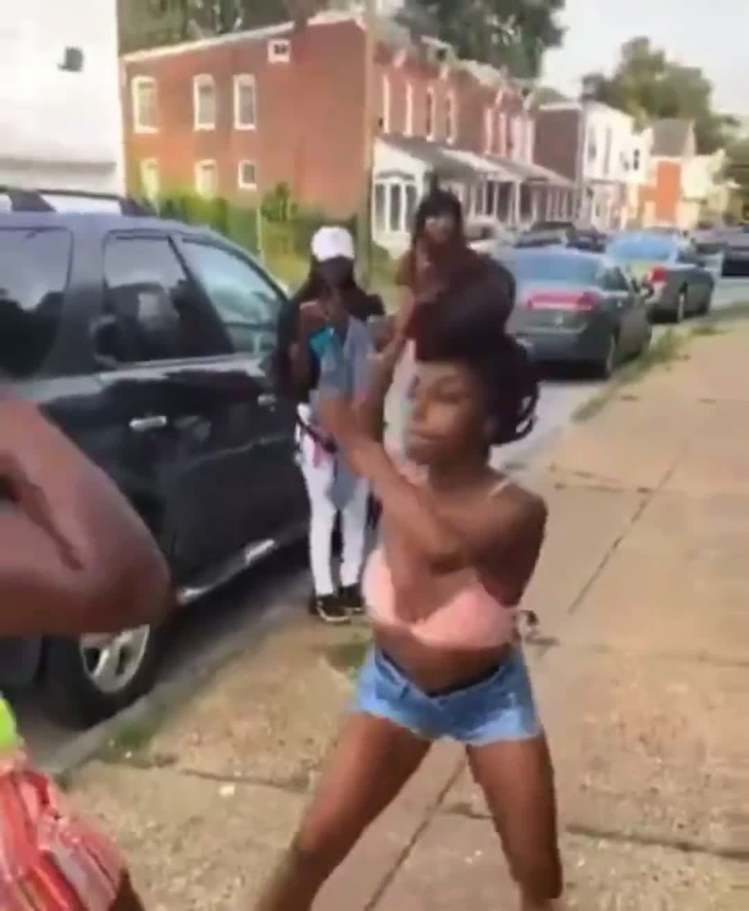 cover for follow for more fight videos😂😳#ghetto #fights #fightvideos #fighting #fightcam #fightnight #fightvideo #foryou #fypシ #fyp 