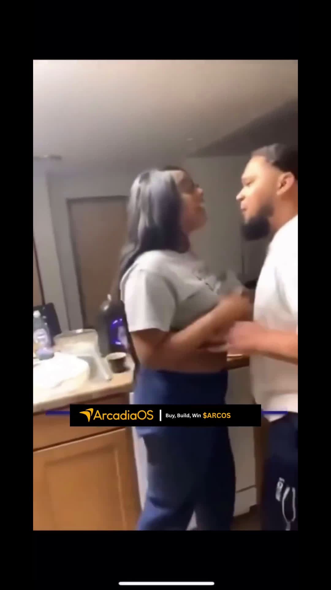 cover for yall think he right for that?🤔 #fight #fightcam #slapped #hood #viral #fyp