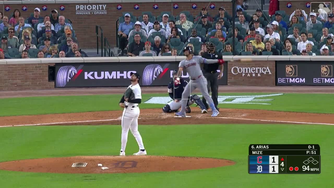 cover for Gabriel Arias crushes his 11th homer, putting Cleveland up 2-1 in the 4th! ⚾🔥 #MLB #ClevelandGuardians #HomeRun