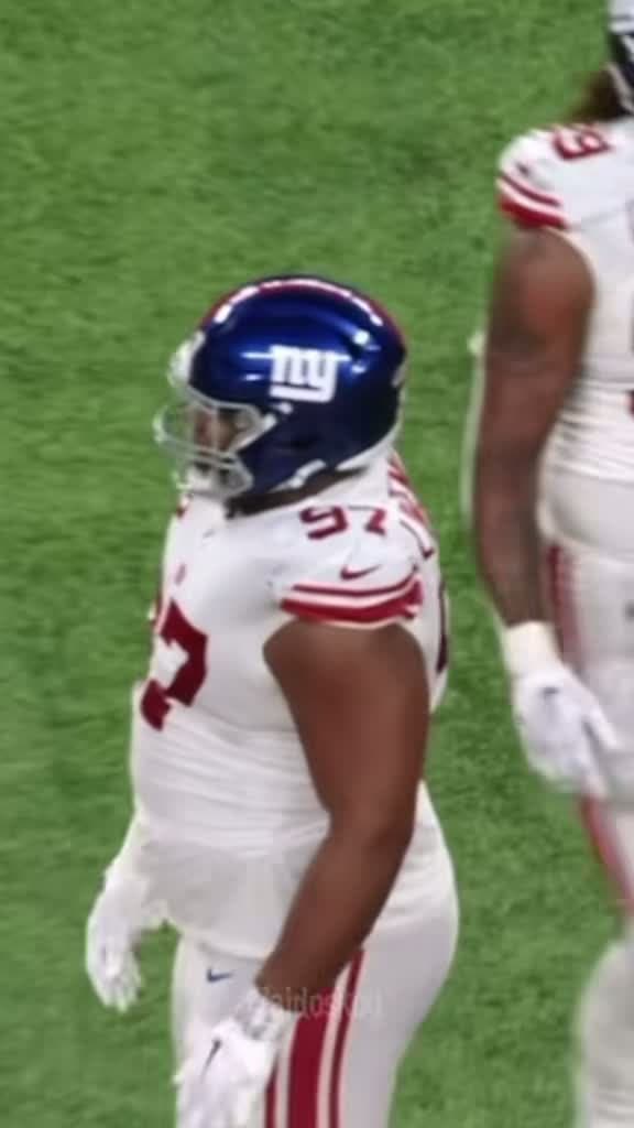 cover for Dominating the interior line like no other! 💪 #DexterLawrence #Giants #NFLDefense