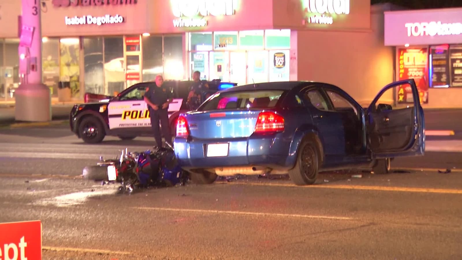 cover for SAPD: Man dies in south-side motorcycle crash