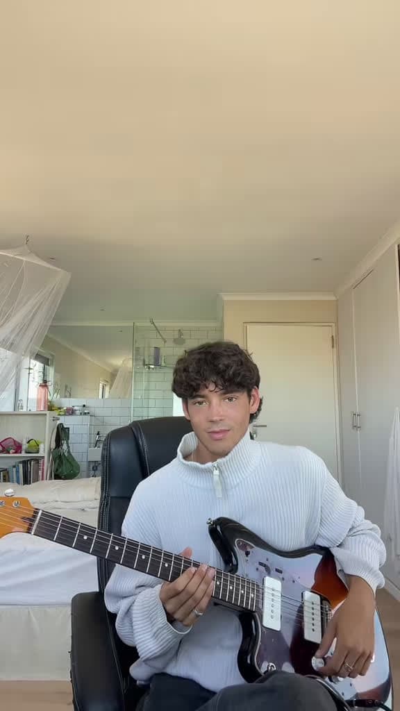 cover for Shredding Money for Nothing on electric guitar! 🎸 #guitarcover #direstraits #electricguitar