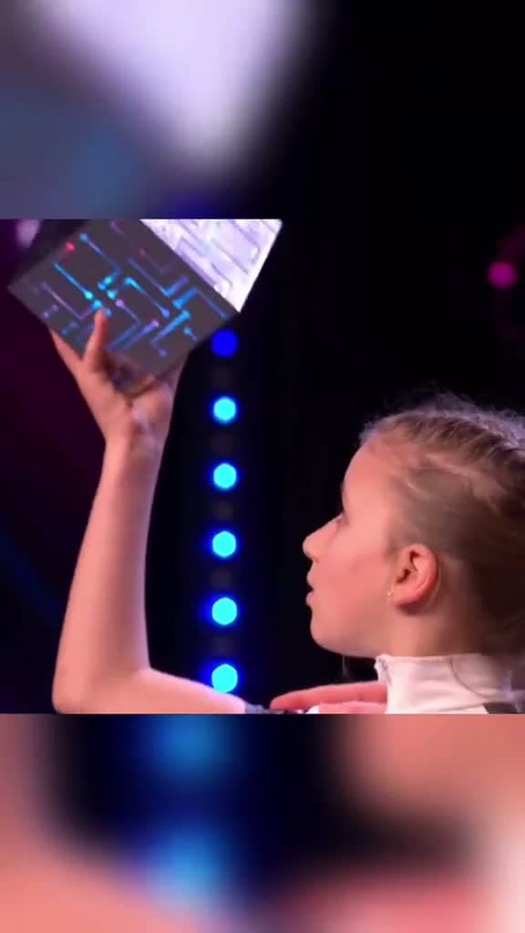 cover for This performance left the judges speechless (763)