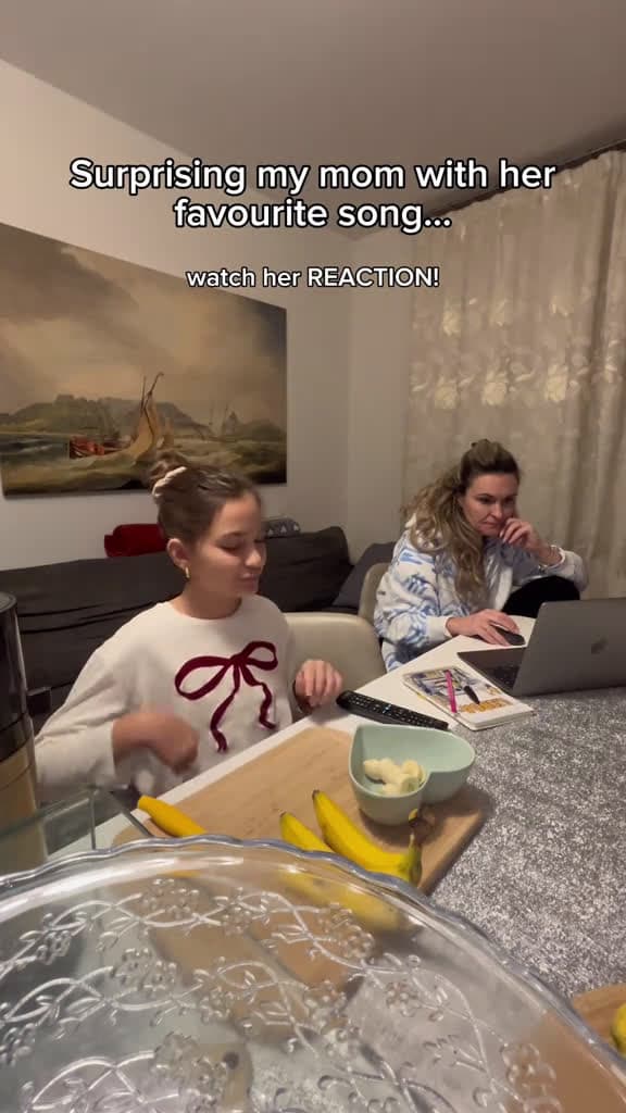 cover for A Heartfelt Surprise: Mom's Favorite Song