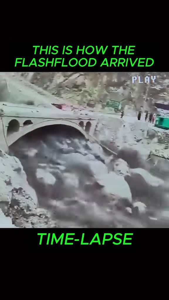 cover for Watch a sudden flash flood unfold in this time-lapse 💧 #FlashFlood #TimeLapse #NatureDisaster
