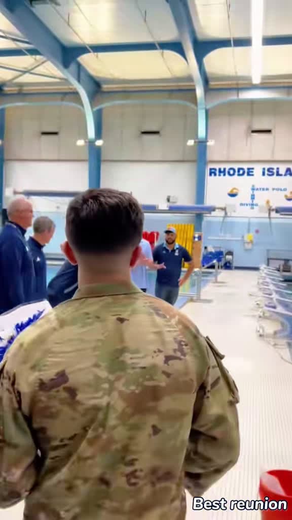 cover for Soldier surprises his sister with a heartwarming homecoming! 🇺🇸 #SoldierHome #FamilyReunion #Surprise