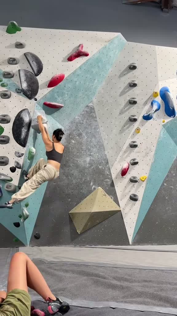 cover for Non-dyno beta on a V6 climb 🤫 Took a few tries but worth it! #climbing #beta #rockclimbing #climbinggym