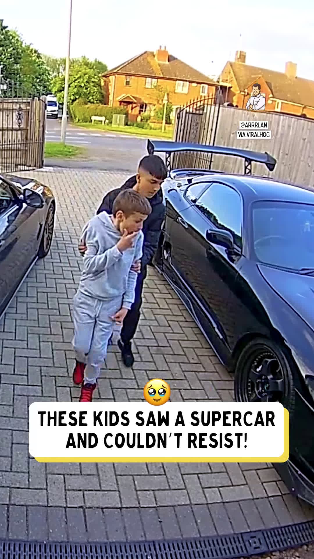 cover for #TooFunnyToScroll These kids just needed to hear the roar