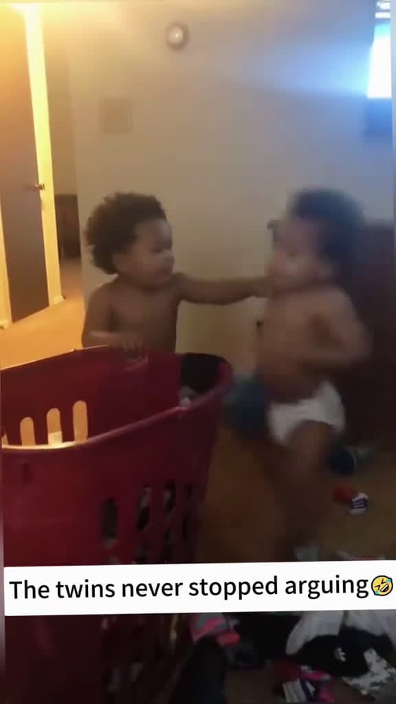 cover for Twins who never stop arguing 🤪 😜 