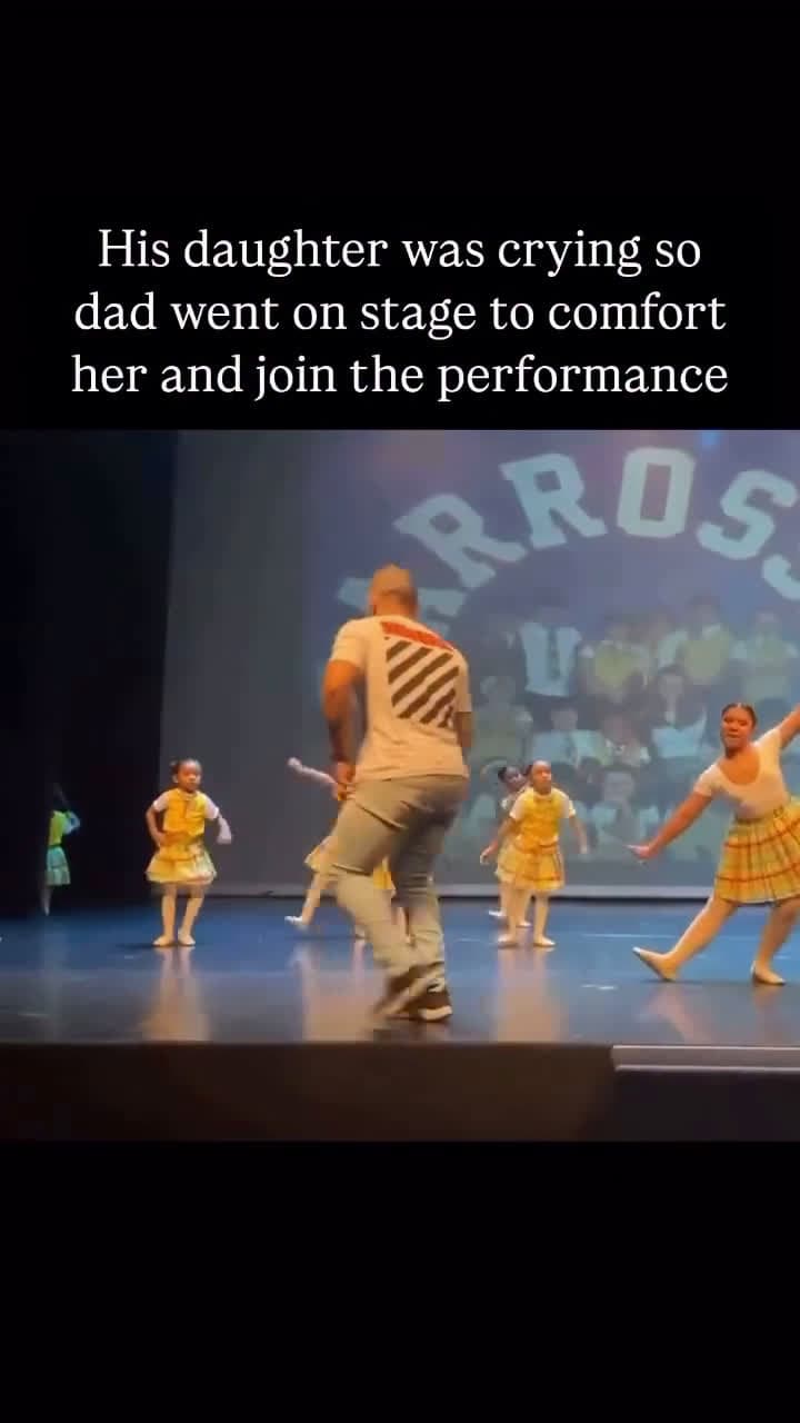 cover for His daughter was crying so dad went on stage to comfort her and join the performance#UnpopularOpinion #CaughtOnCamera