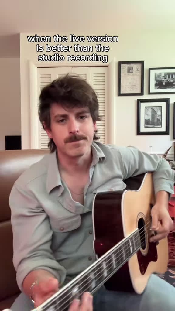 cover for Eric Clapton’s Layla goes acoustic 🎸 #AcousticCover #GuitarTok #Oldies #EricClapton #Guitarist