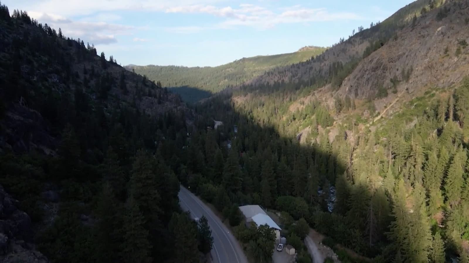 cover for FBI confirms bones found at campsite where Travis Decker's daughters were discovered near Leavenworth