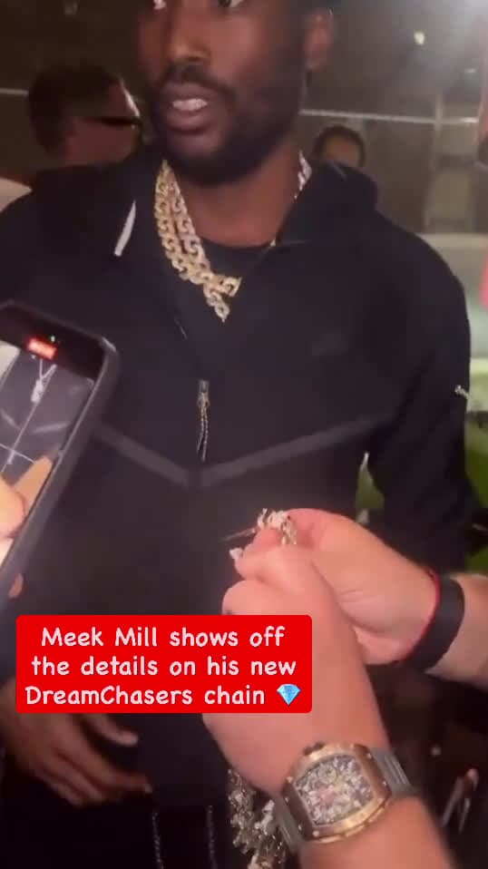 cover for Meek Mill shows off the details on his new DreamChasers chain 💎