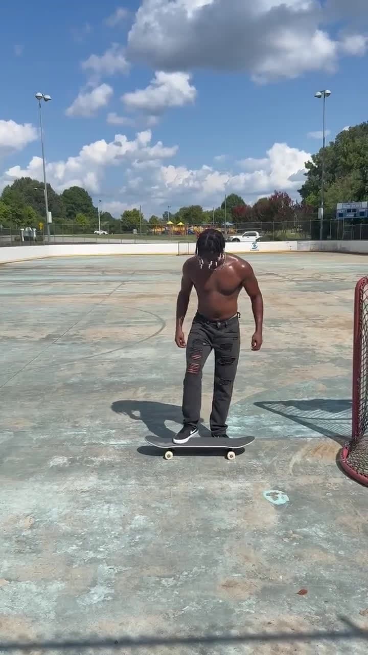 cover for Learning a Heelflip: from wobble to flawless landings with these pro tips 🛹💥 #Skateboarding #Heelflip #TrickTips #LearnToSkate