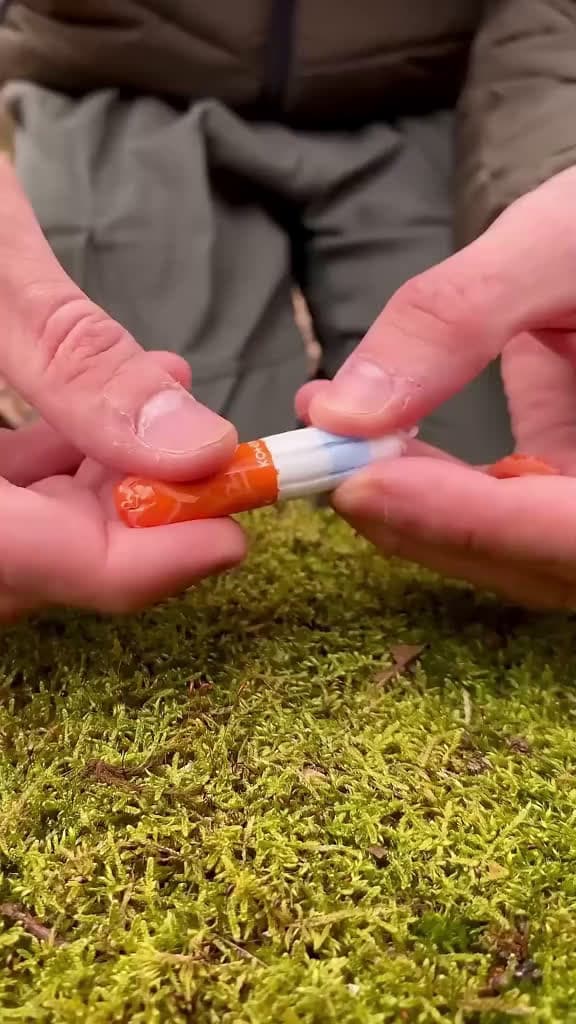 cover for survival skills🔥 #survival #outdoors #survivaltips #survivalskills #lifehack #skills #asmr #bushcraftsurvival #foryou #asmrvideo #learnontiktok #pocket #campingtips #campingskills #technique #us #uk