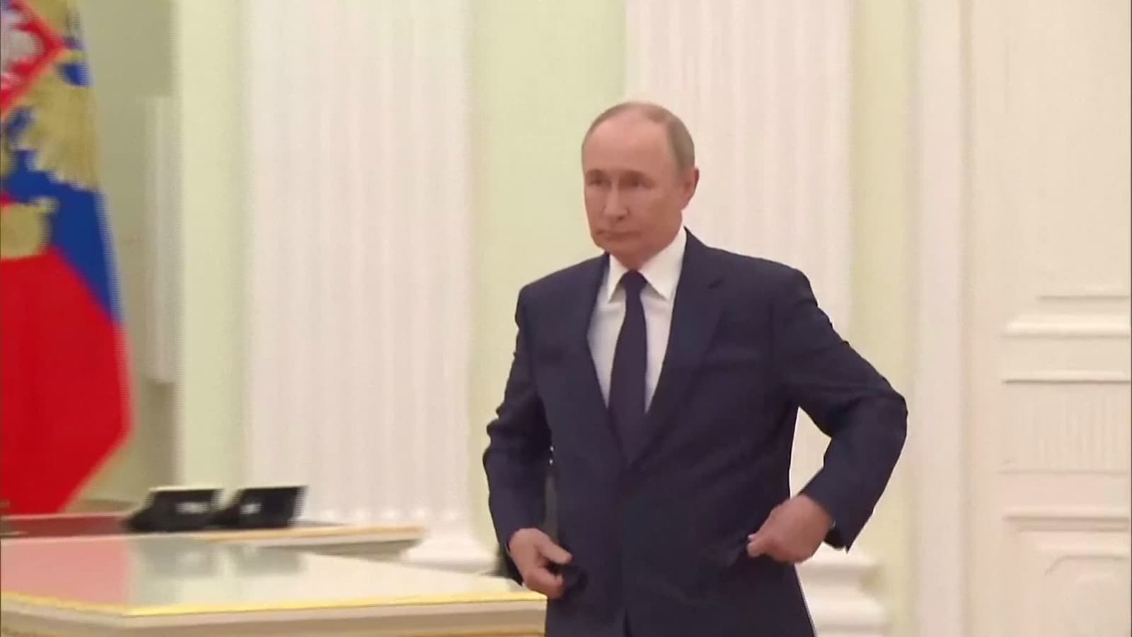 cover for Kremlin calls talks between Putin and U.S. envoy Witkoff 'useful'