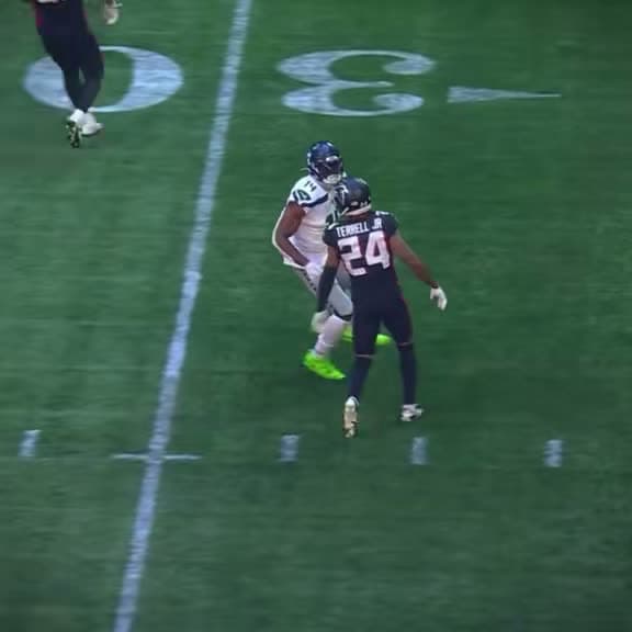 cover for DK Metcalf vs AJ Terrell – Pro-Level Showdown! 💥 #NFL #Football #Defense #WRvsCB