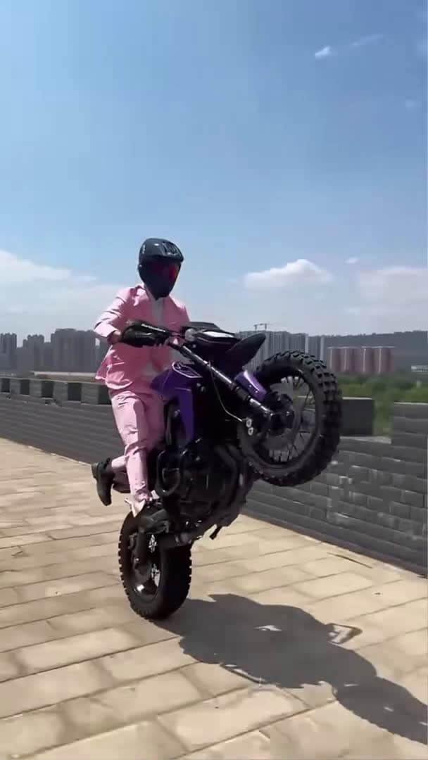 cover for Can‘t resist going off-road with this sound🔊_026 (2)