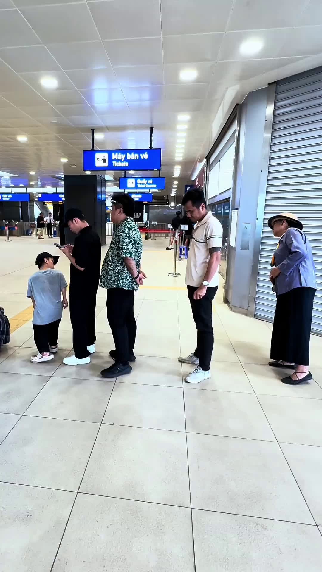 cover for A Boy Gave Up His Spot…And Everyone Gave It Back #Respect #KindnessInAction