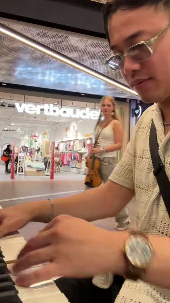 cover for My best piano video ever with @Manon and @sarah 🎹 #piano #publicpiano #pianosolo