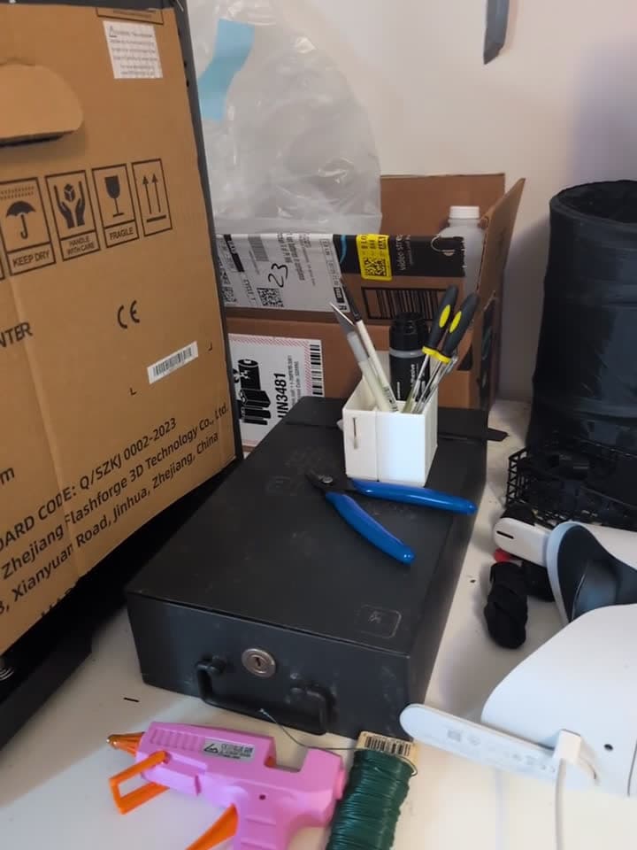 cover for Frugal maker builds a DIY printer enclosure on a tight budget 🛠️ #DIY #Maker #3DPrinting #BudgetBuild #Enclosure