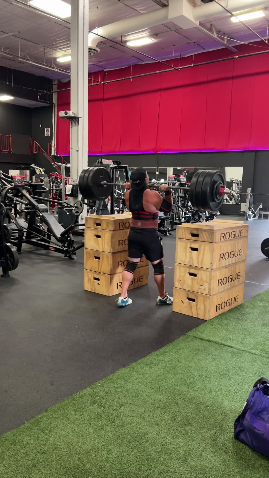 cover for 340 lb split jerk at 225 lb bodyweight — monstrous PR! 🔥 #Weightlifting #PR #Strength