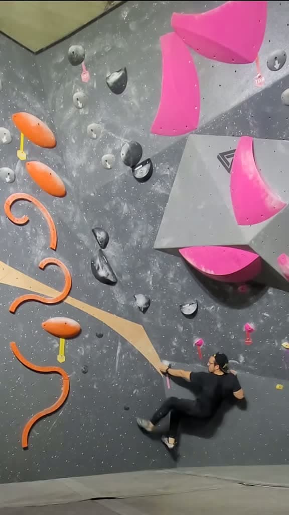 cover for Finally sent my favorite route at Method after 3 tries! Perfect match for my style 🤙 #Climbing #Bouldering #V4toV6