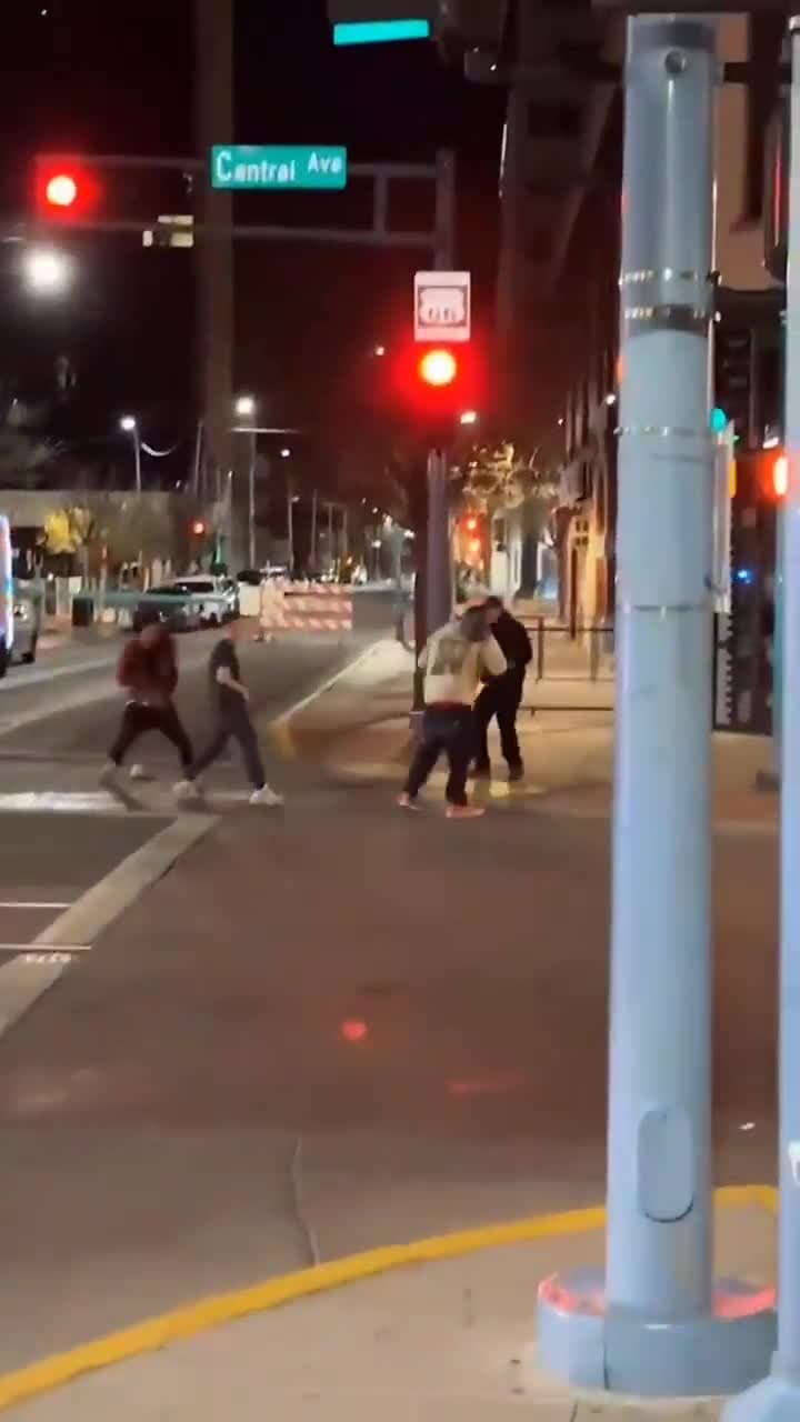 cover for 2 Friends get into a shootout RIGHT in front of Police 🤦🏻‍♂️. What is going on in the USA?