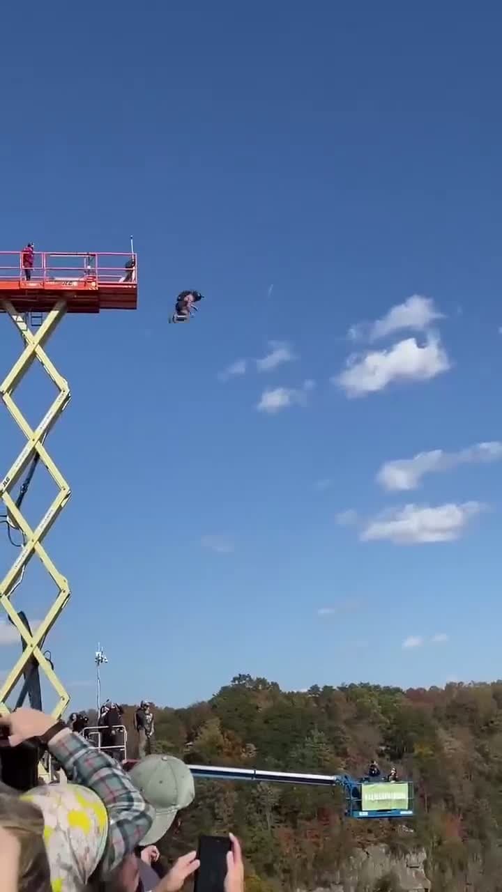 cover for 900ft bridge jump . Would you try? #jumping #skydiving #adventure 