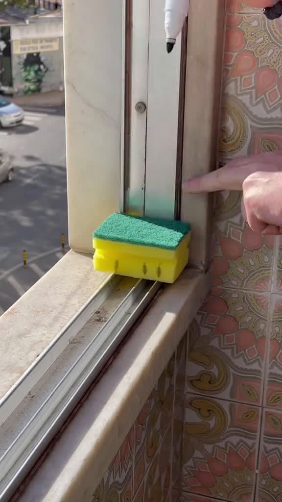 cover for Cleaning hacks  cleaningtiktok sponge LifeHack foryou 07749 #ilovescoopz