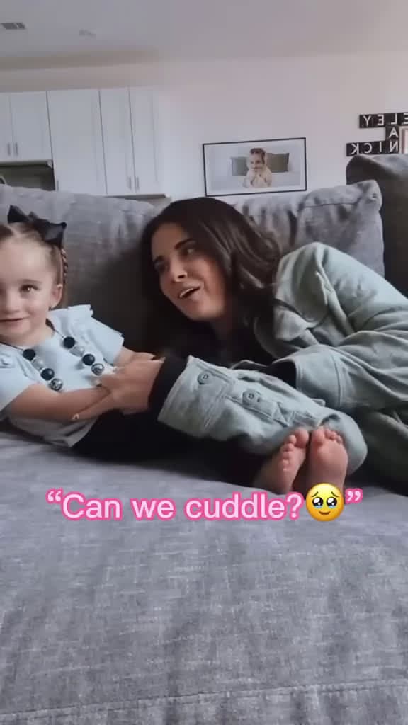 cover for Mommy Just Wanted To Cuddle